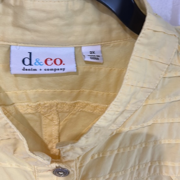 D&Co. ladies rich yellow blouse - Picture 7 of 8